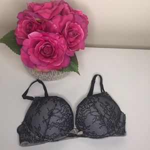 Bombshell plunge bra